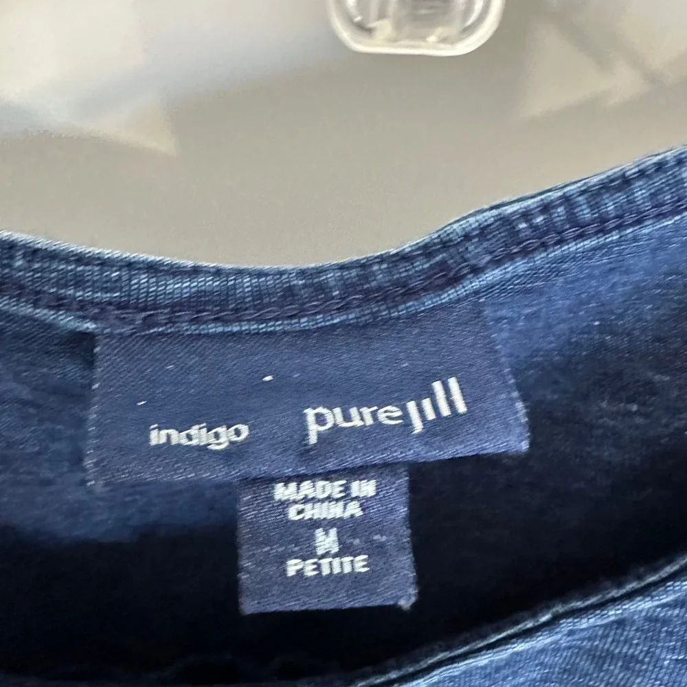 Pure J. Jill Indigo Denim Chambray Sleeveless Tank Top Tunic M Petite Casual - Picture 6 of 6